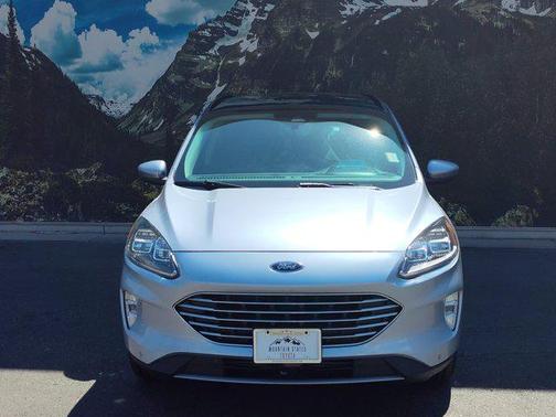 2022 Ford Escape Titanium