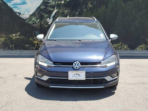 2018 Volkswagen Golf Alltrack TSI S