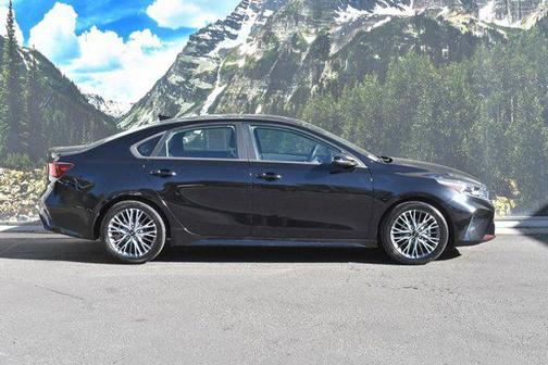 2022 Kia Forte GT-Line