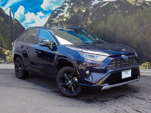 2021 Toyota RAV4 Hybrid SE