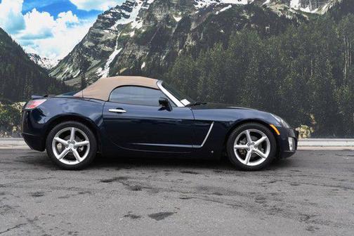 2008 Saturn Sky Red Line