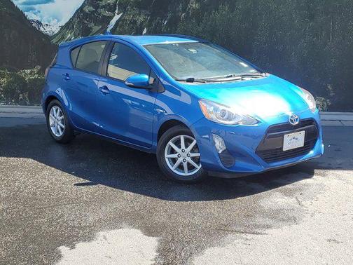 2016 Toyota Prius c Three