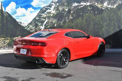 2019 Chevrolet Camaro 1LT