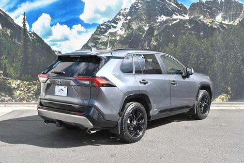 2023 Toyota RAV4 Hybrid SE