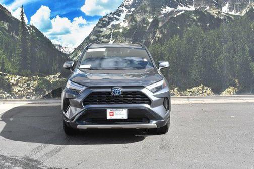 2023 Toyota RAV4 Hybrid SE