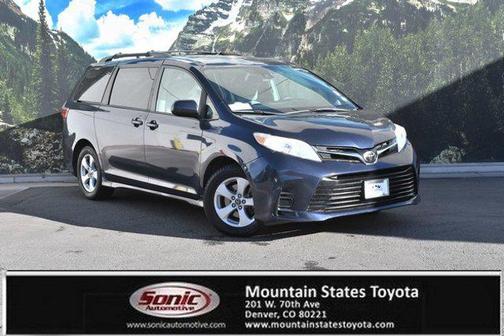 2018 Toyota Sienna LE
