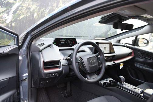 2026 Toyota Prius Plug-In Hybrid SE