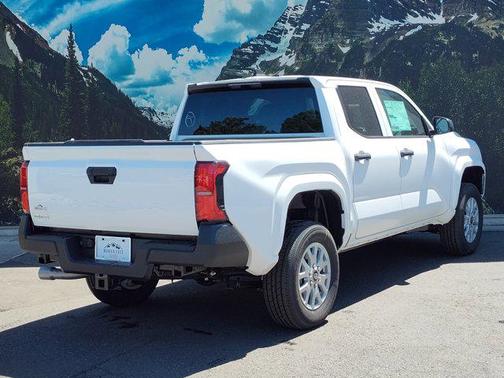 2025 Toyota Tacoma SR