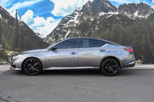 2022 Nissan Altima SR Intelligent AWD