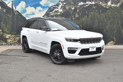 2022 Jeep Grand Cherokee Summit