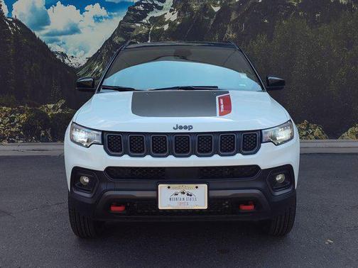 2023 Jeep Compass Trailhawk