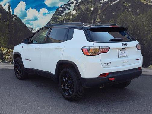 2023 Jeep Compass Trailhawk
