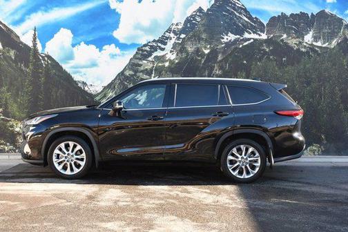 2022 Toyota Highlander Limited