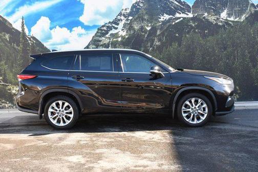 2022 Toyota Highlander Limited