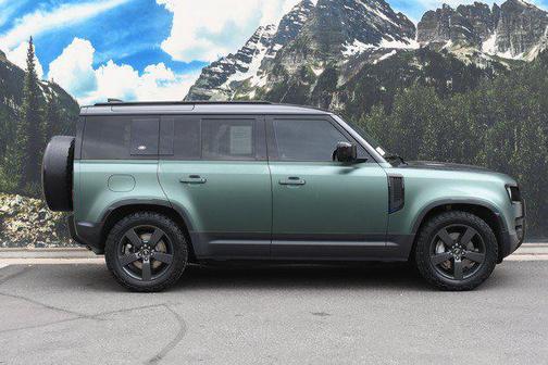Gray 2022 Land Rover Defender 110 SE