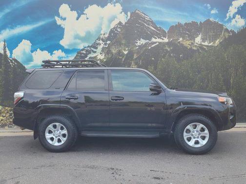 2021 Toyota 4Runner SR5