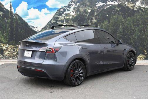 2022 Tesla Model Y Performance Dual Motor All-Wheel Drive