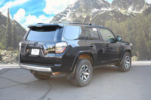 Midnight Black Metallic 2022 Toyota 4Runner TRD Off Road Premium