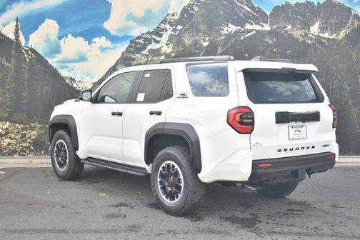 2025 Toyota 4Runner TRD Off Road