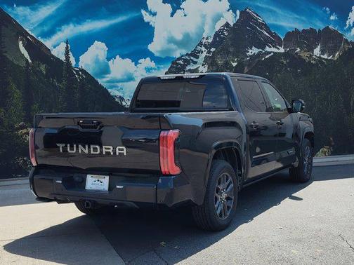 2023 Toyota Tundra Hybrid Platinum