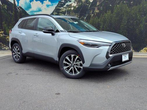 2025 Toyota Corolla Cross XLE