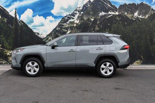 2021 Toyota RAV4 Hybrid XLE