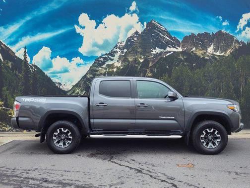2022 Toyota Tacoma TRD Off Road