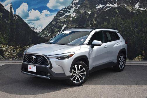 2024 Toyota Corolla Cross XLE