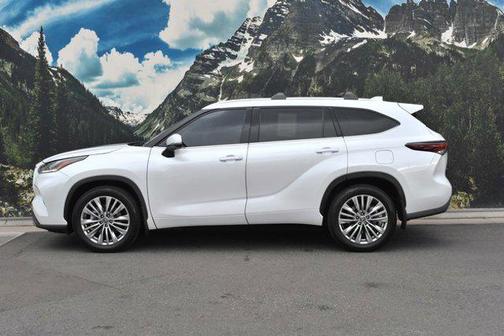 2024 Toyota Highlander Platinum