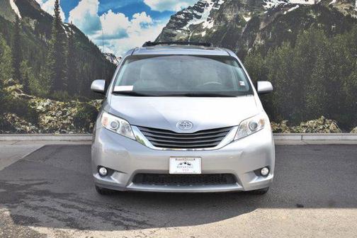 2013 Toyota Sienna XLE