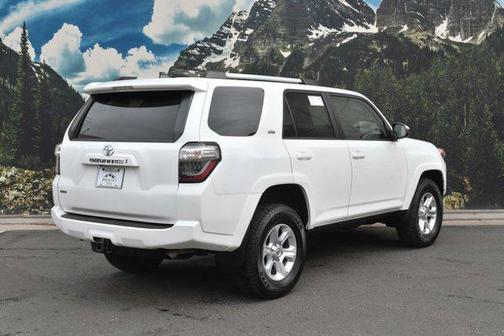 2022 Toyota 4Runner SR5