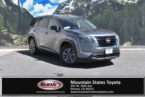 Gun Metallic 2024 Nissan Pathfinder S 4WD