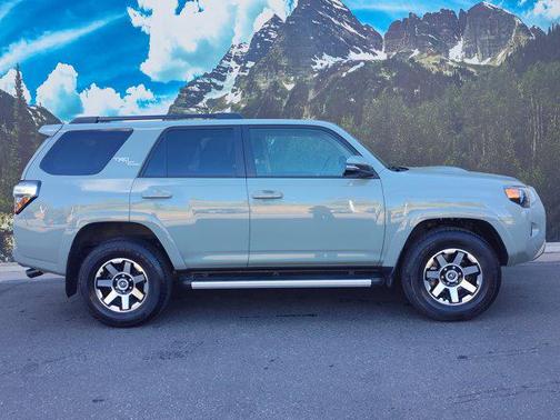 2023 Toyota 4Runner TRD Off Road Premium