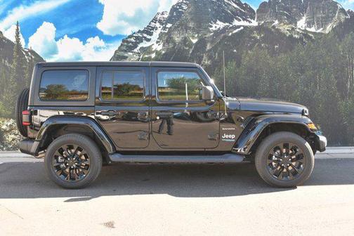 2022 Jeep Wrangler Unlimited 4xe Sahara