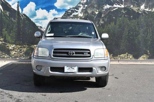 2002 Toyota Sequoia SR5