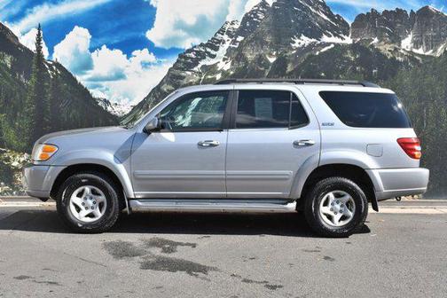 2002 Toyota Sequoia SR5