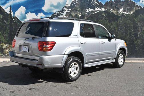 2002 Toyota Sequoia SR5