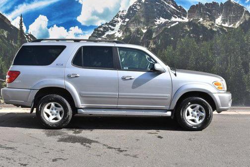 2002 Toyota Sequoia SR5