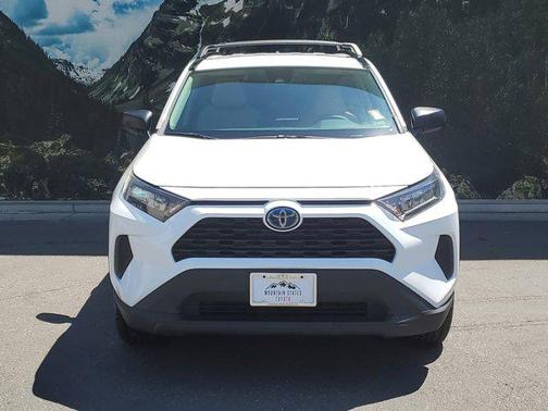 2021 Toyota RAV4 Hybrid LE