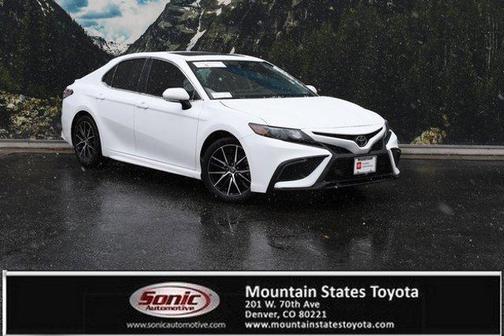 2023 Toyota Camry SE