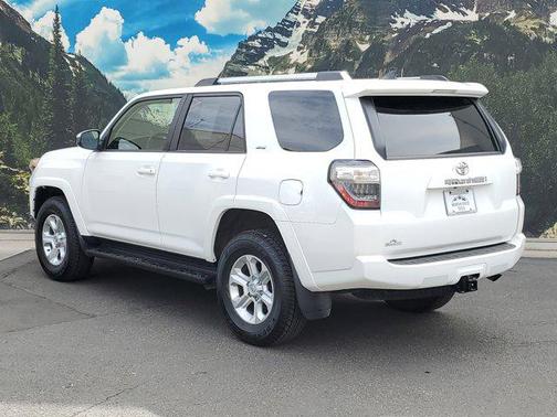 2024 Toyota 4Runner SR5