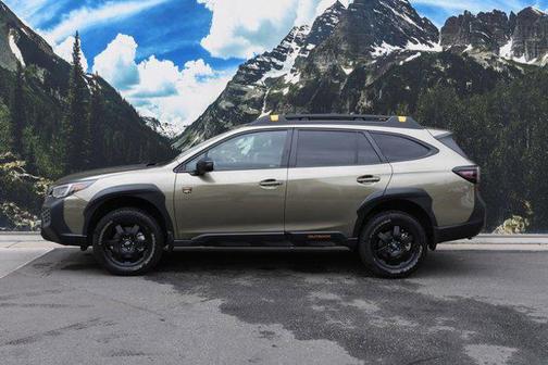 Autumn Green Metallic 2024 Subaru Outback Wilderness