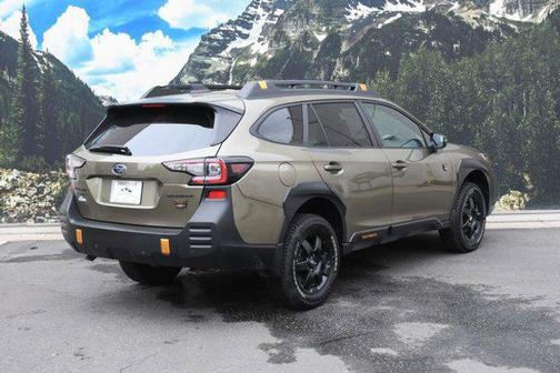 Autumn Green Metallic 2024 Subaru Outback Wilderness