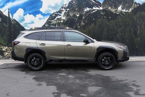 Autumn Green Metallic 2024 Subaru Outback Wilderness