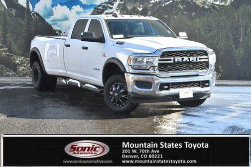 2019 RAM 3500 Tradesman Crew Cab 4x4 8' Box