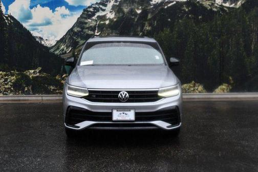 Pyrite Silver Metallic 2022 Volkswagen Tiguan 2.0T SE R-Line Black 4MOTION