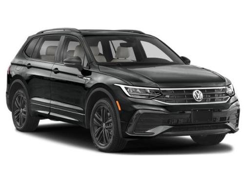Pyrite Silver Metallic 2022 Volkswagen Tiguan 2.0T SE R-Line Black 4MOTION