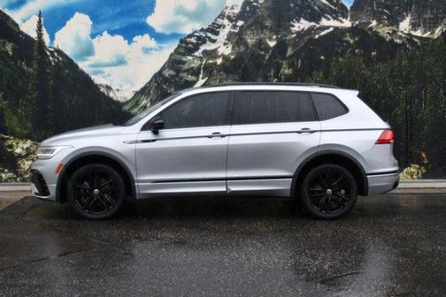 Pyrite Silver Metallic 2022 Volkswagen Tiguan 2.0T SE R-Line Black 4MOTION