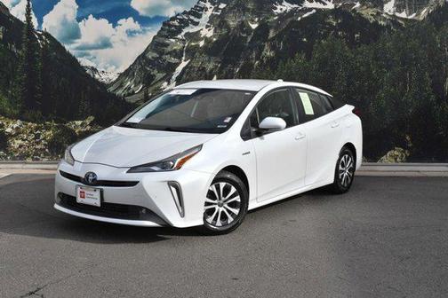 2021 Toyota Prius LE