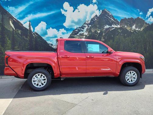 2025 Toyota Tacoma SR5